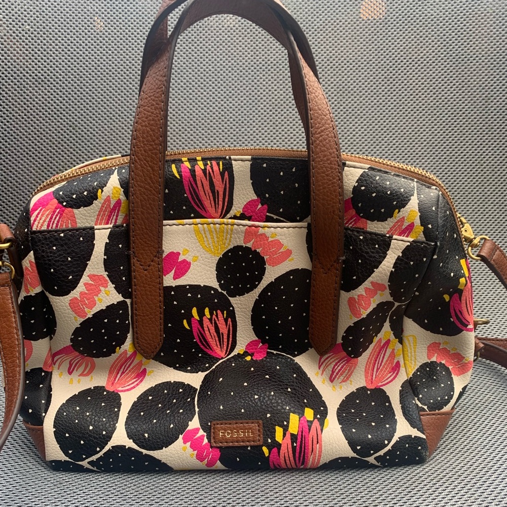 nWOT Fossil Cactus print leather Satchel